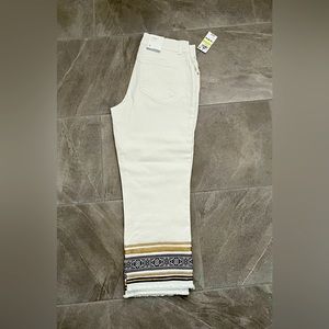 NWT White Jean Capris with Navy & Gold embroidery